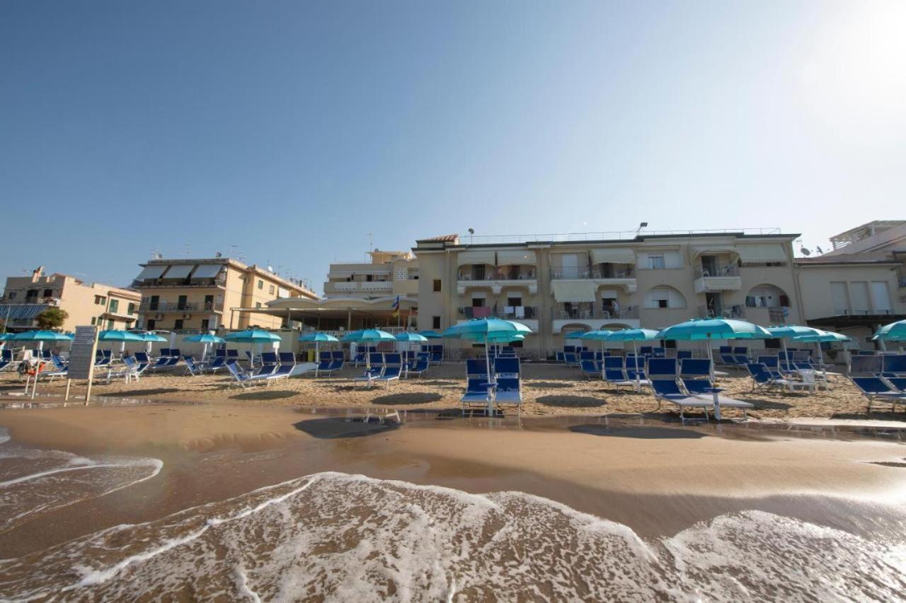 Casa Mediterranea: Appartamento Vista Mare A Soli 200M Dalla Spiaggia Sperlonga Luaran gambar