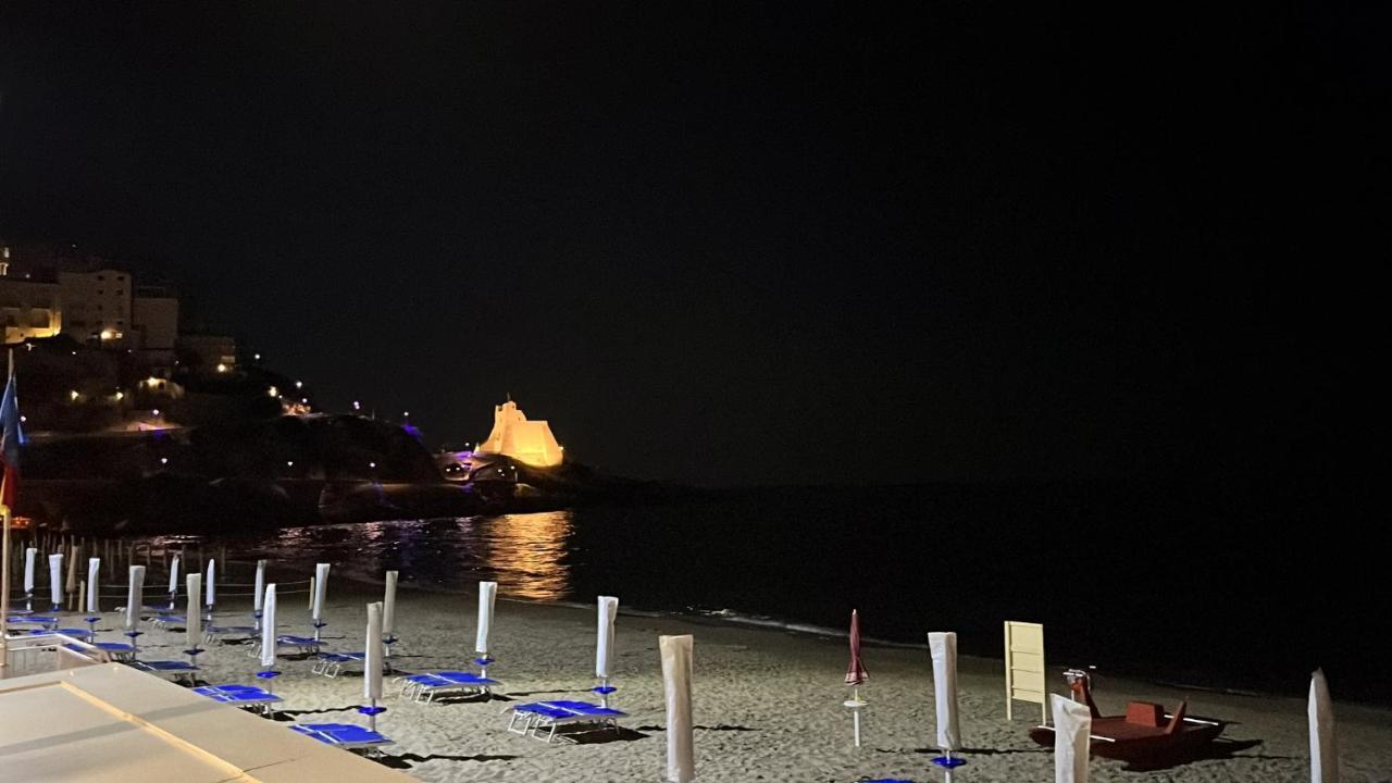 Casa Mediterranea: Appartamento Vista Mare A Soli 200M Dalla Spiaggia Sperlonga Luaran gambar